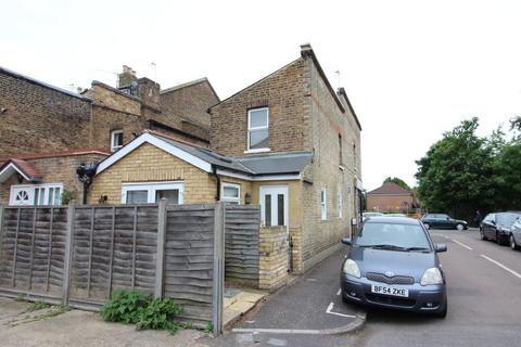 undefined, Church Road, Teddington TW11
