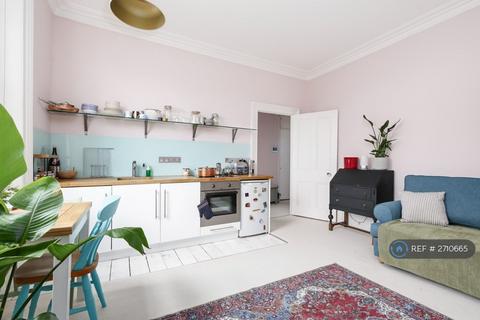 undefined, Regents Park Road, London, NW1