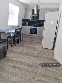 3 bedroom flat to rent, London, London, E14