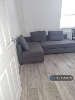 3 bedroom flat to rent, London, London, E14
