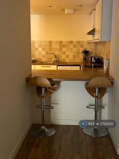 2 bedroom flat to rent, Fraser House, Aberdeen, AB11