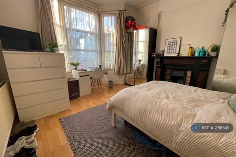 2 bedroom flat to rent, Rainham Road, London, NW10