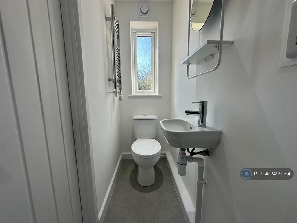 Ensuite