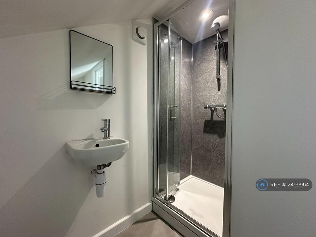 Ensuite Shower