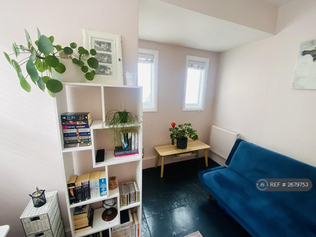 Office/Bedroom