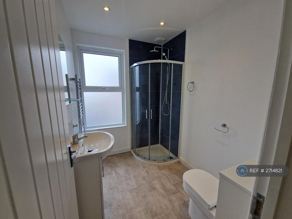 Upstairs Bathroom