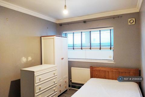 undefined, Eastcote Lane, Northolt, UB5