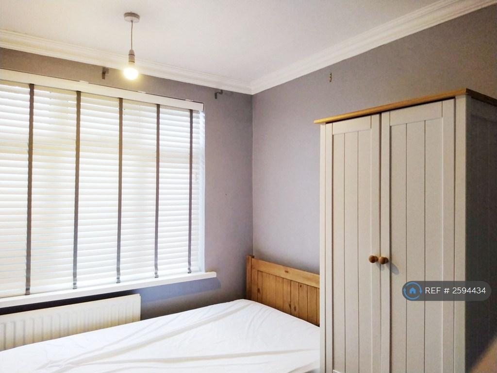 Bedroom3 view01