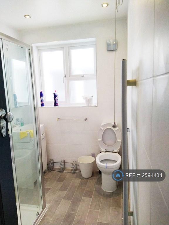 Bathroom view01