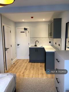 1 bedroom in a house share to rent, Morris Street, Swindon, SN2