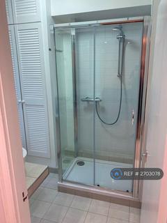 Studio to rent, Pelham Court, London, SW3