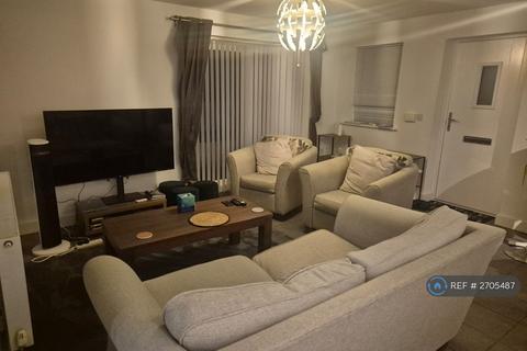 2 bedroom flat to rent, Madison Close, Ackworth, WF7