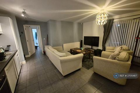 2 bedroom flat to rent, Madison Close, Ackworth, WF7