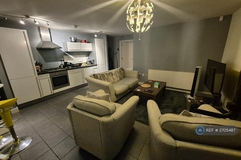 2 bedroom flat to rent, Madison Close, Ackworth, WF7