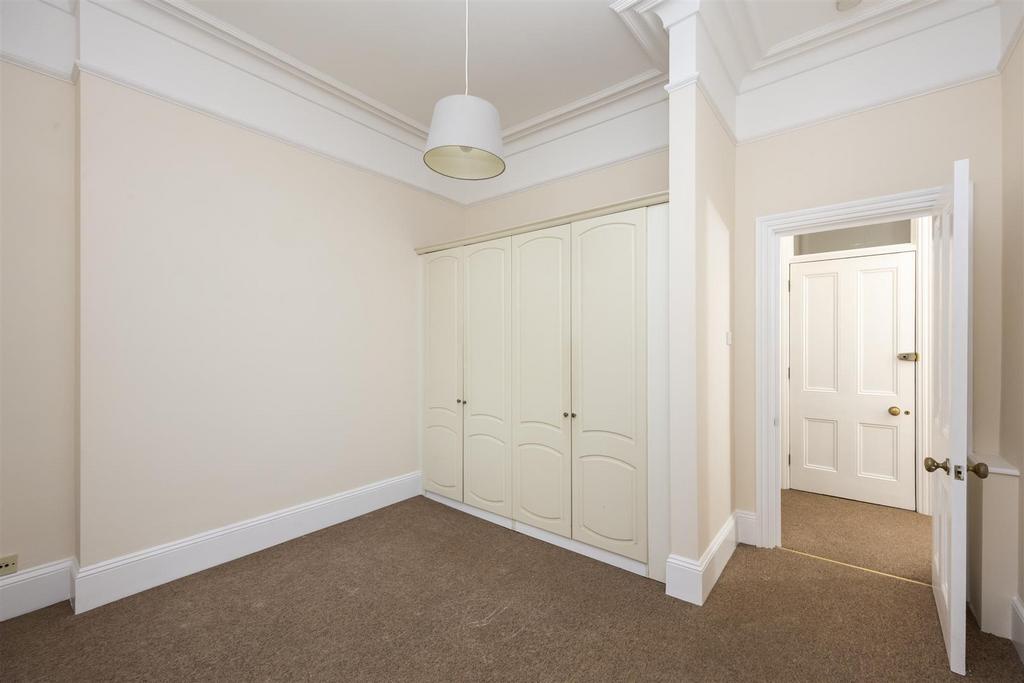 Vernon Terrace 36, Flat 6-003.JPG