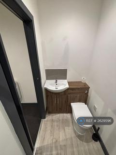 1 bedroom in a house share to rent, Mellalieu Street, Middleton, Manchester, M24