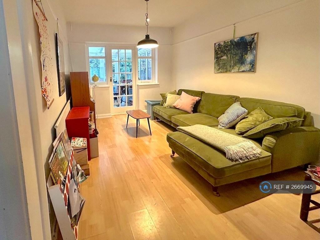 Living Area - 2
