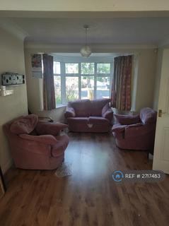 undefined, Whitton Avenue East, Greenford, UB6
