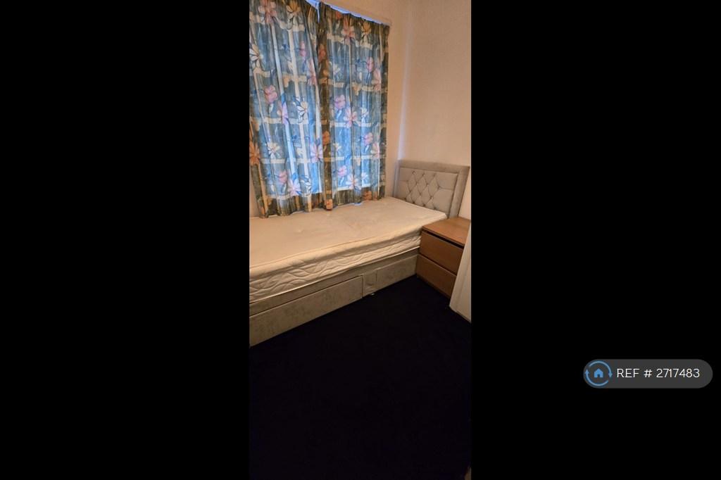 Single Bedroom