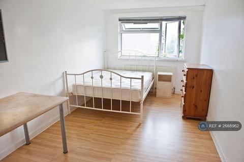 4 bedroom terraced house to rent, Smith Street, Kingston Upon Thames, KT5