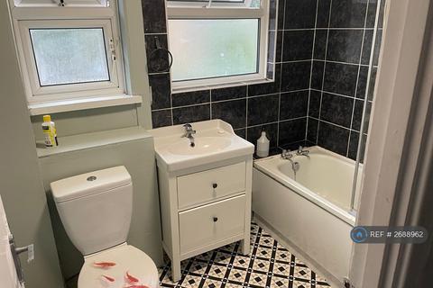 4 bedroom terraced house to rent, Smith Street, Kingston Upon Thames, KT5