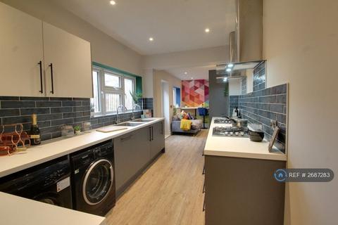 1 bedroom in a house share to rent, Lavender Road, Leicester, LE3