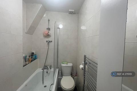 undefined, Chingford Mount Road, London, E4
