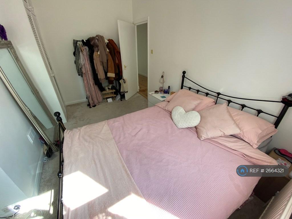 1st Bed  Room