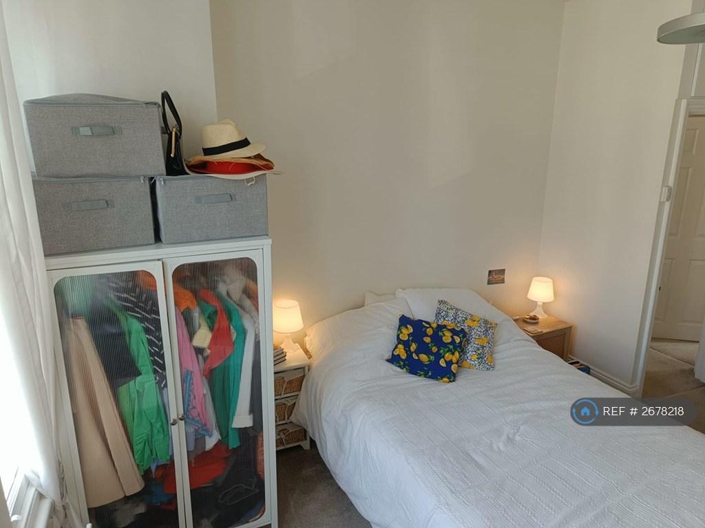 Main Bedroom 1