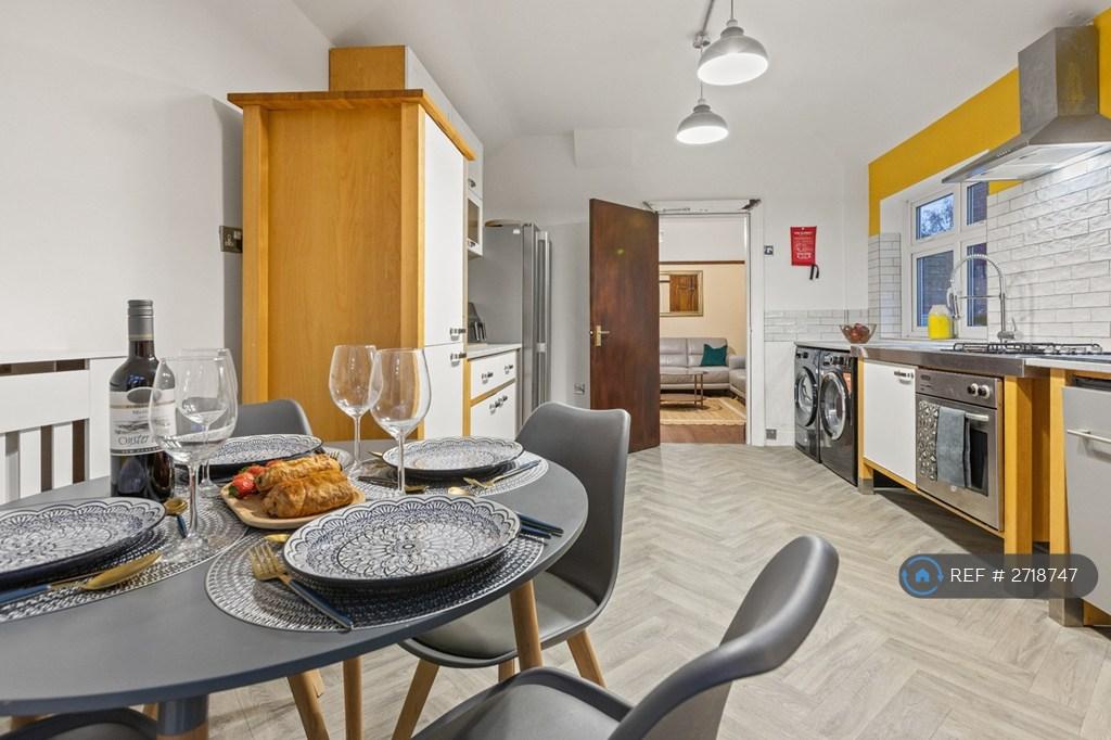 Fully Equipped Kitchen-Diner, Access To Garden