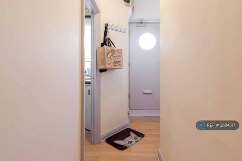 undefined, Longfield Estate, London, SE1