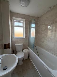 4 bedroom house to rent, Daleview Rd *, London, London, N15