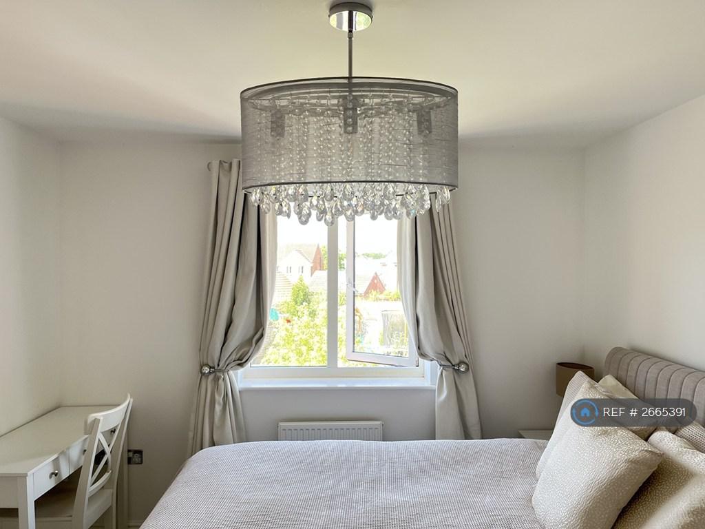 Double Bedroom With King Bed