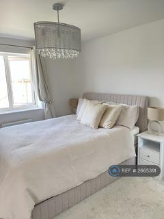 1 bedroom in a house share to rent, Castle Hedingham, Trowbridge, BA14