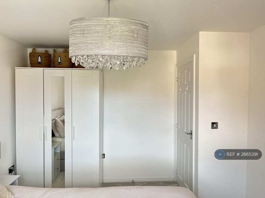 Double Bedroom With King Bed