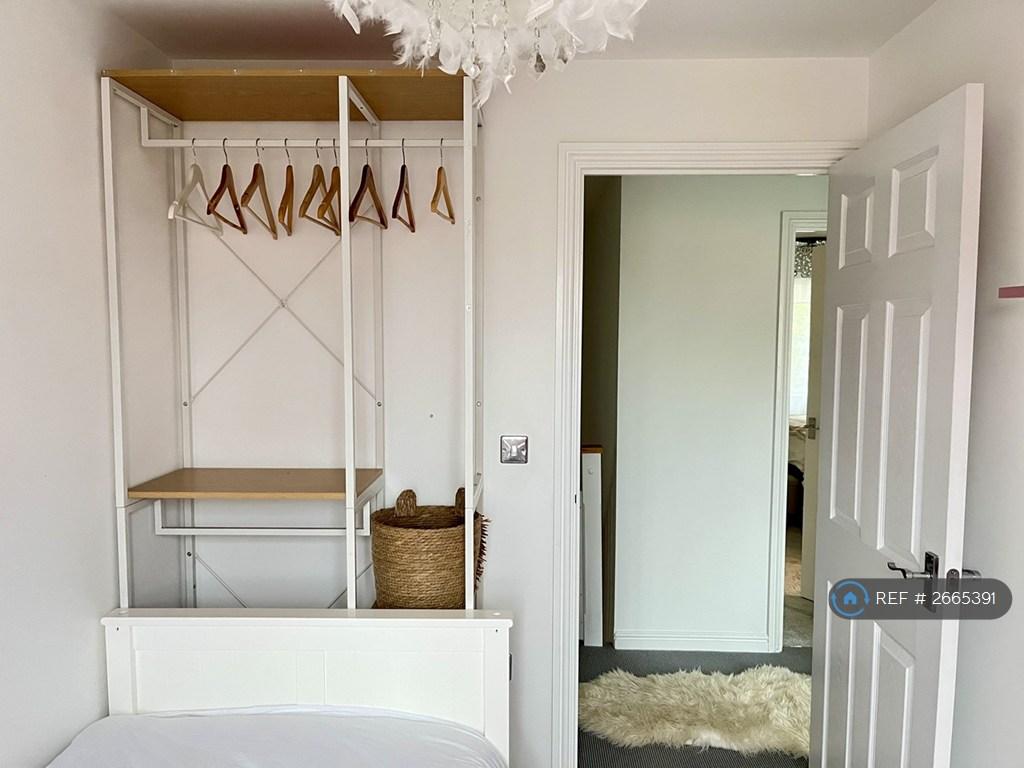 Single Bedroom