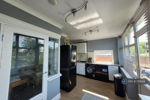 3 bedroom semi-detached house to rent, Durley Dean Road, Birmingham, B29