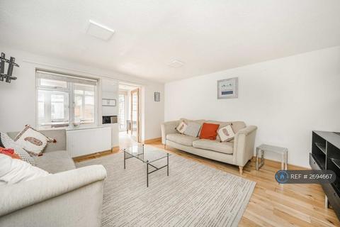 undefined, Albion Mews, London, W6