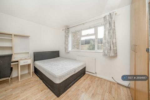 undefined, Albion Mews, London, W6