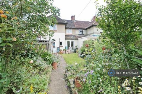 undefined, Longridge Lane, Southall, UB1