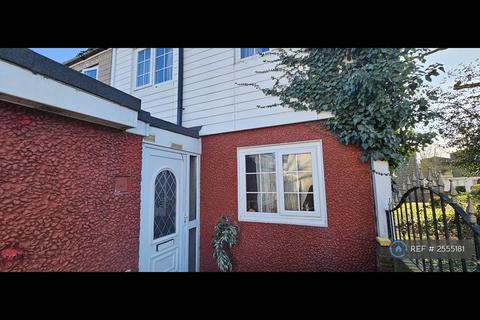 1 bedroom in a house share to rent, Celandine Close, South Ockendon, RM15
