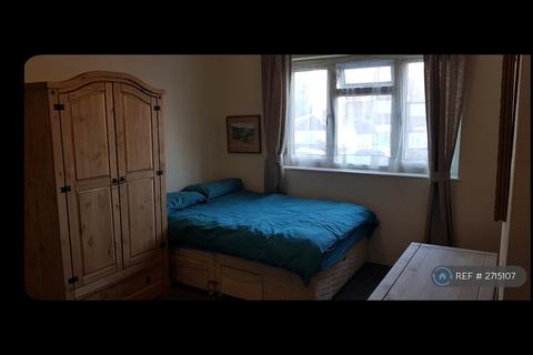 undefined, Alnwick Road, London, SE12