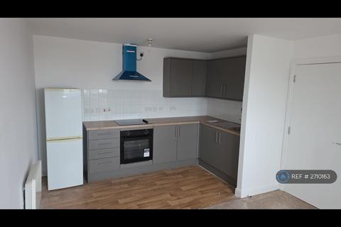 2 bedroom flat to rent, Gas Street, Platt Bridge, Wigan, WN2