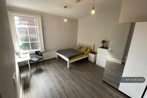 2 bedroom flat to rent, Bath Street, Leamington Spa, CV31