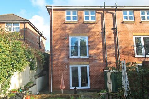 4 bedroom semi-detached house for sale, New Road, Netley Abbey