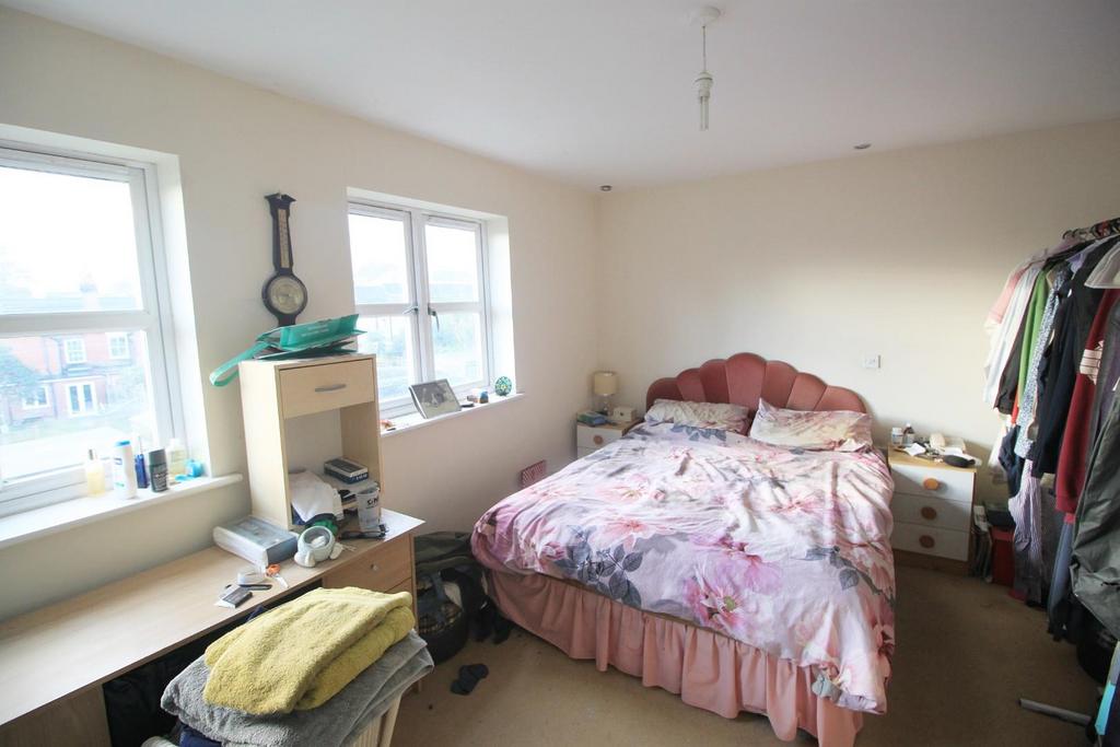 Bed 1.JPG