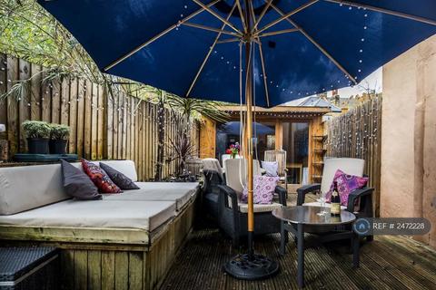 undefined, Glenroy Street, London, W12