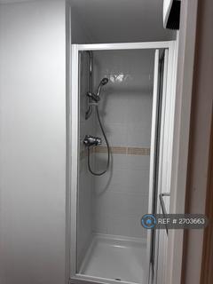 2 bedroom flat to rent, Scholars Walk, Langley, Slough, SL3