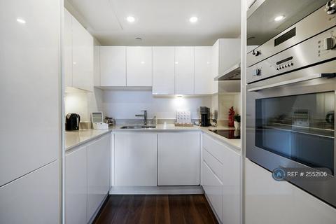 2 bedroom flat to rent, Duckman Tower, London, E14