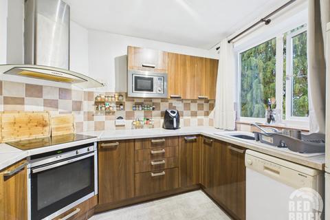 undefined, Halifax Close, Coventry CV5